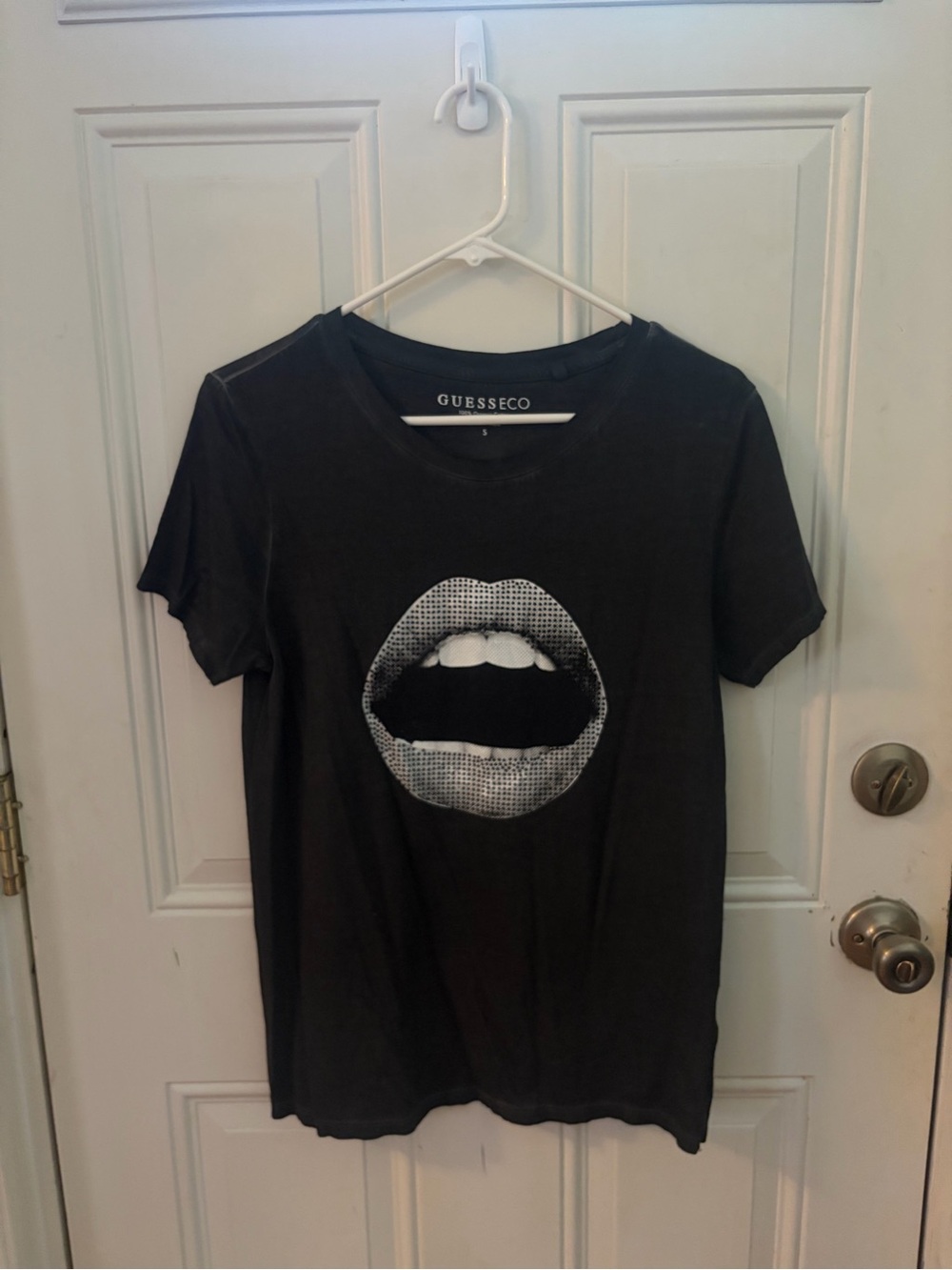 Guess Black Tee with White Halftone Lip Graphic